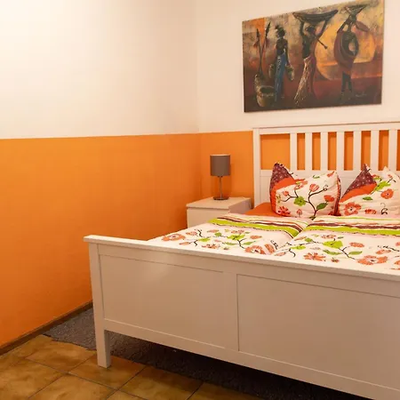 Appartement Mit Balkon Und Geschirrspuelmaschine *