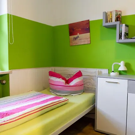 Appartement Mit Balkon Und Geschirrspuelmaschine Weißenstadt