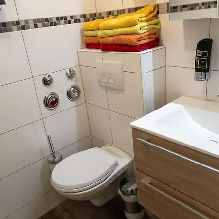 Apartment Mit Balkon Und Geschirrspuelmaschine Weissenstadt