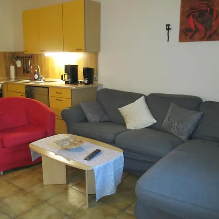 Mit Balkon Und Geschirrspuelmaschine Weissenstadt